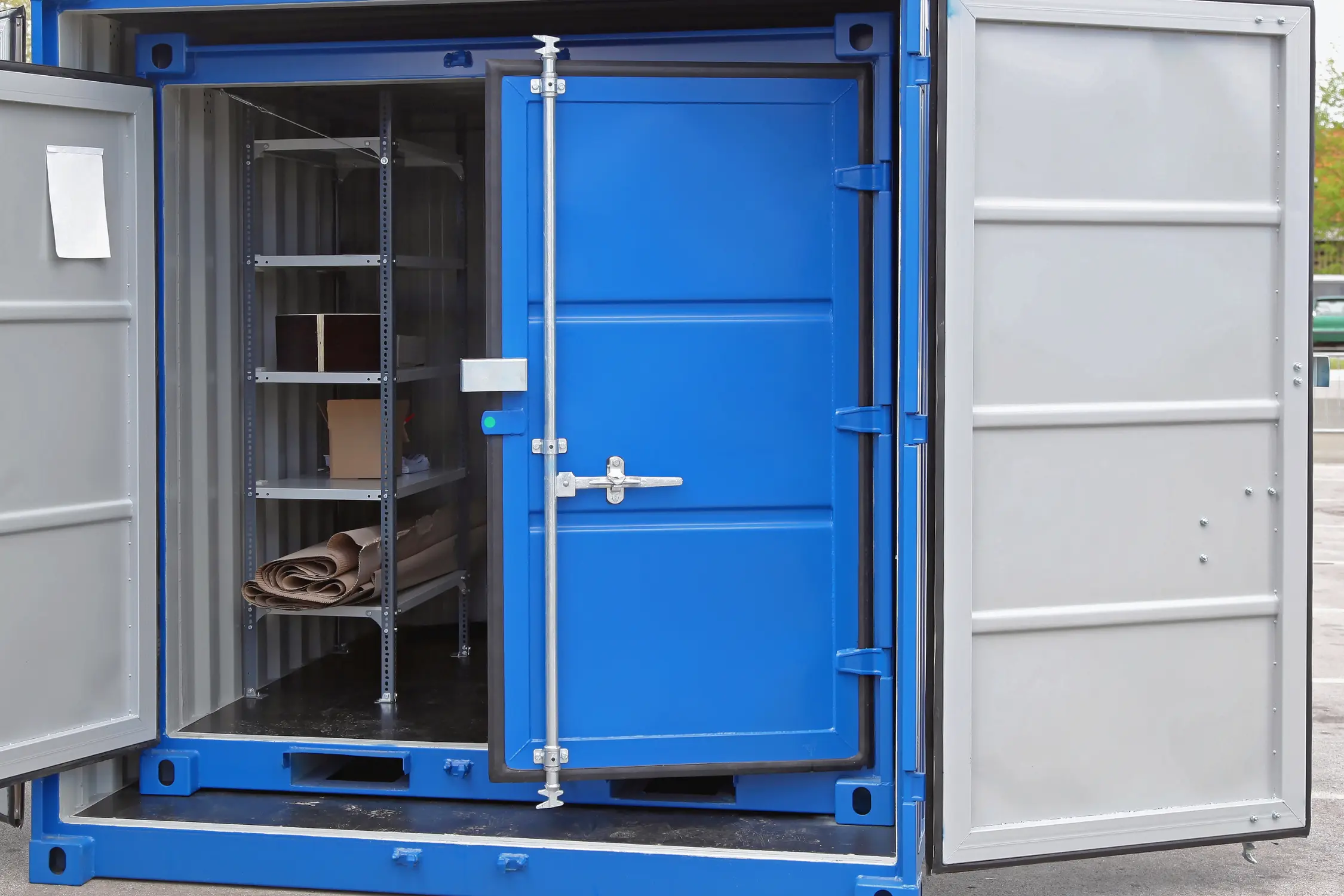 Container devanning in Doncaster